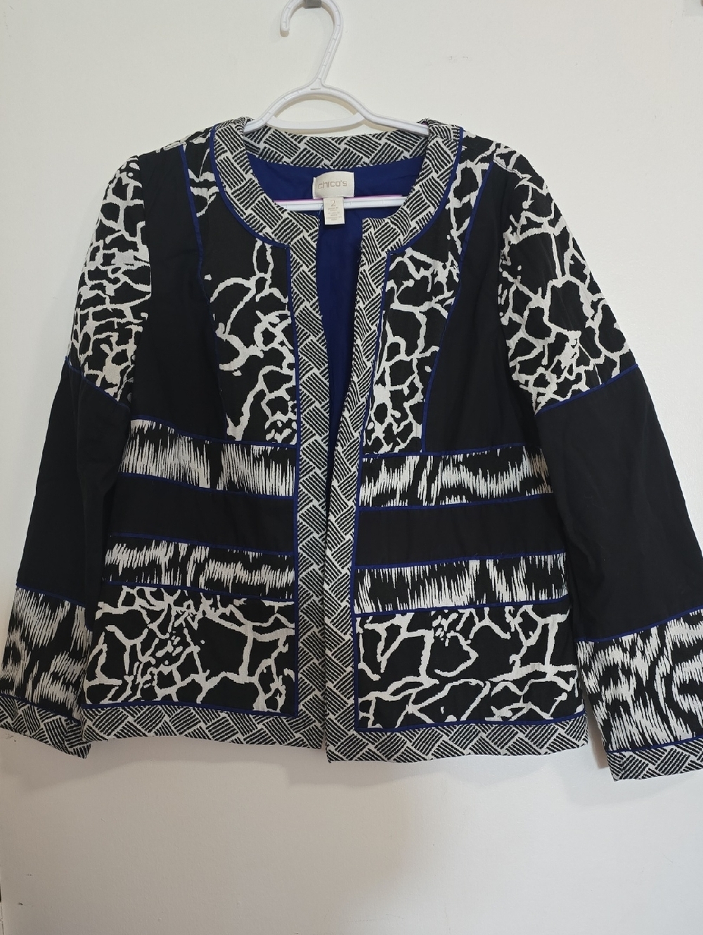Chico's Black White & Blue Patterned Open Blazer